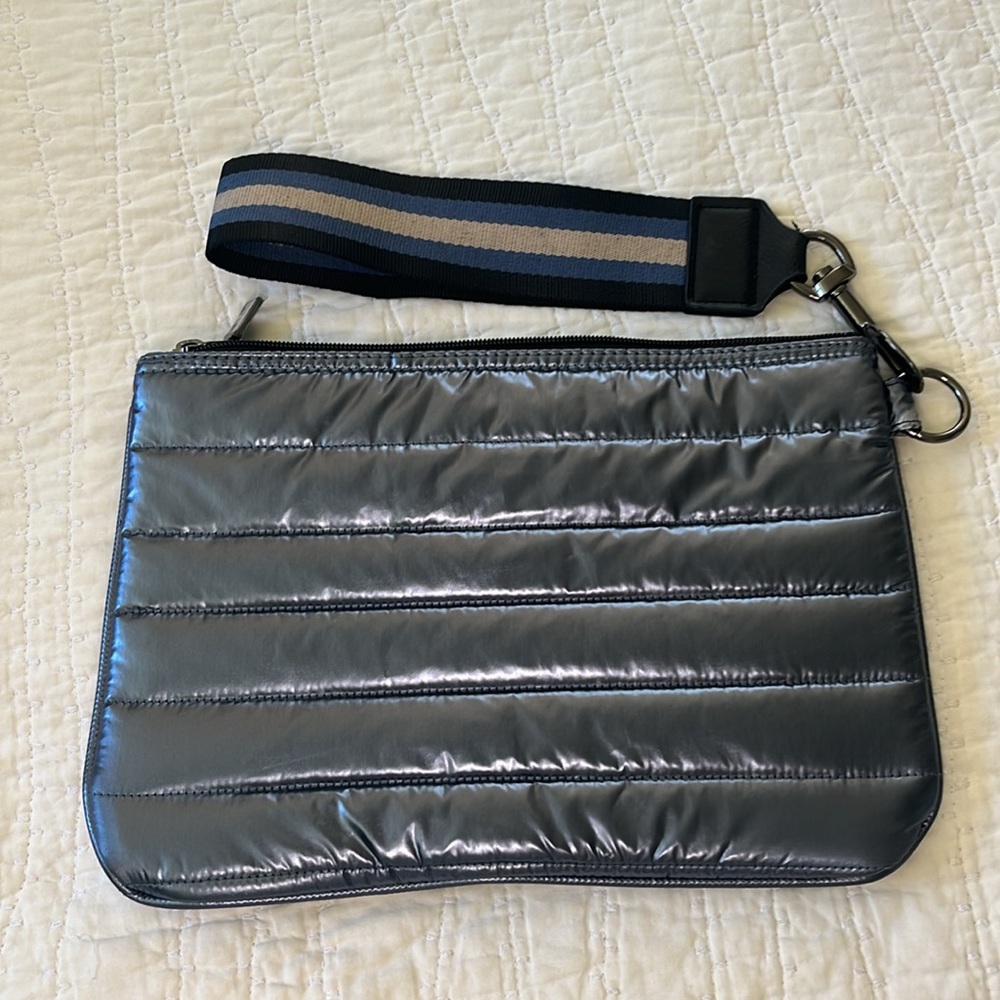 Think Rolyn Puffer Wristlet - Picture 4 of 6